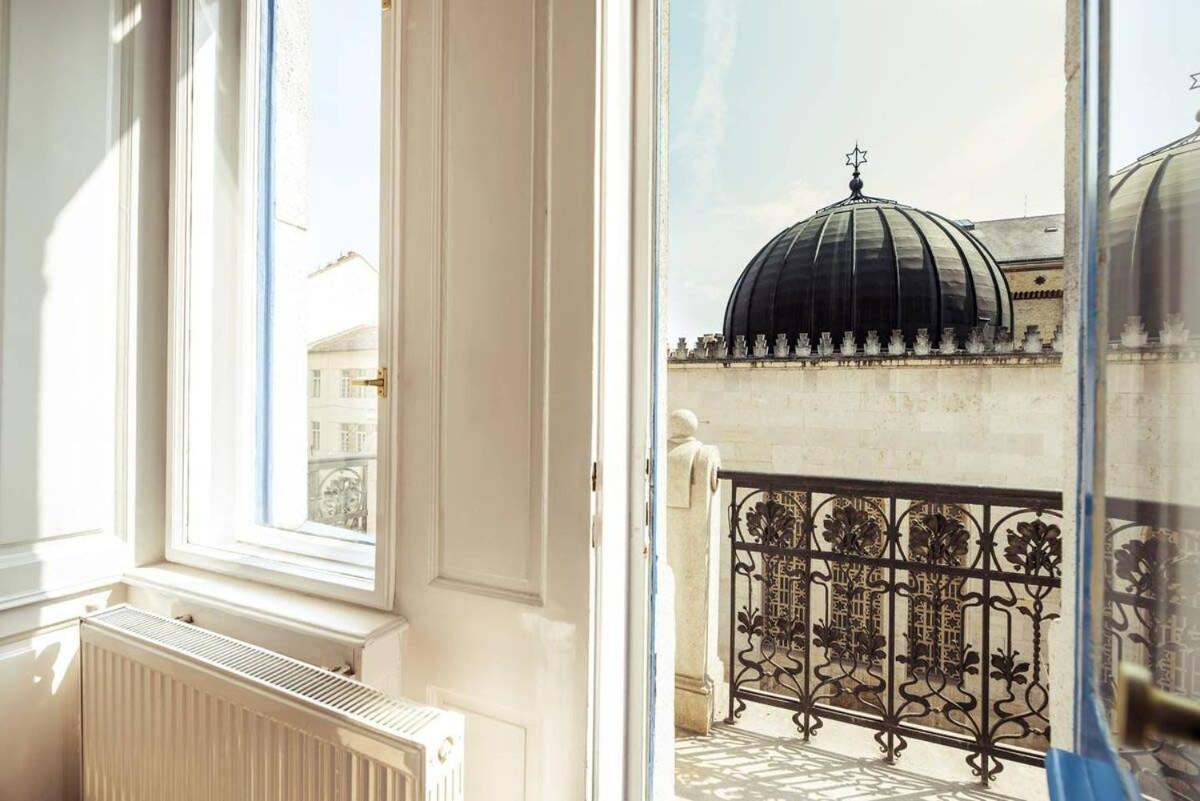 New A C Studio With View Of The Synagogue Budapest Eksteriør bilde